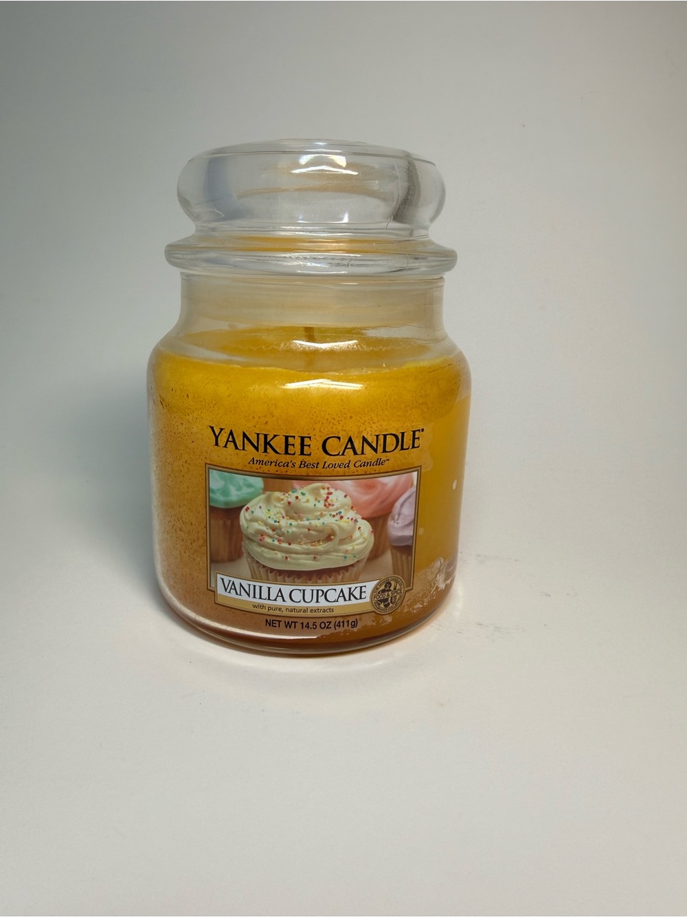 Yankee Candle Vanilla Cupcake 14.5 ounce, never used.